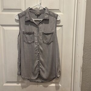 Rubbish Button Up Collared Sleeveless Shirt Gray Womens Size Large Beachy Summer